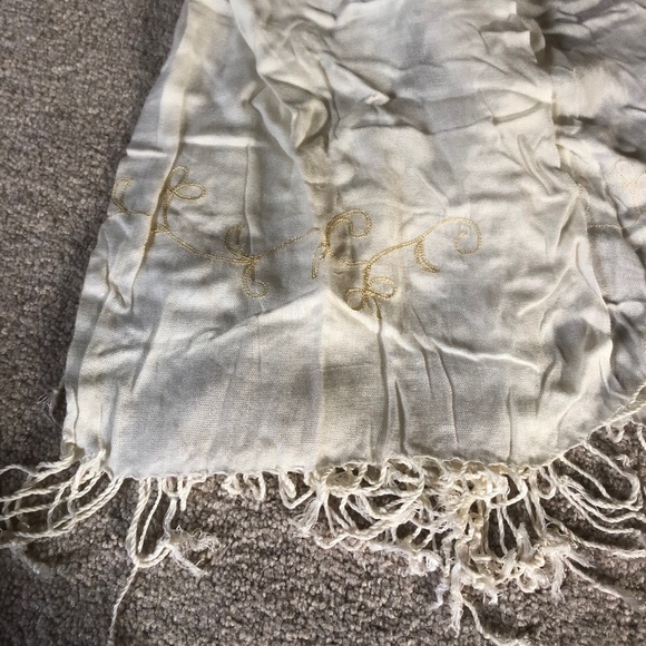 Scarf - Picture 2 of 2